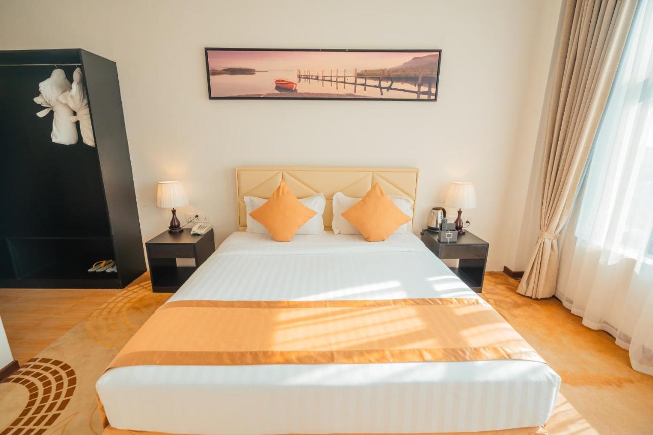 Hotel Sanchaung Янгон Экстерьер фото